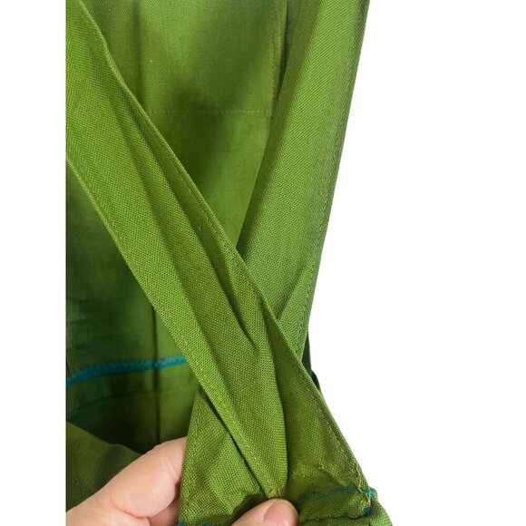 Vintage Needlepoint Folk Apron Green Floral Embroidery Old World Woven Festive - Picture 2 of 14